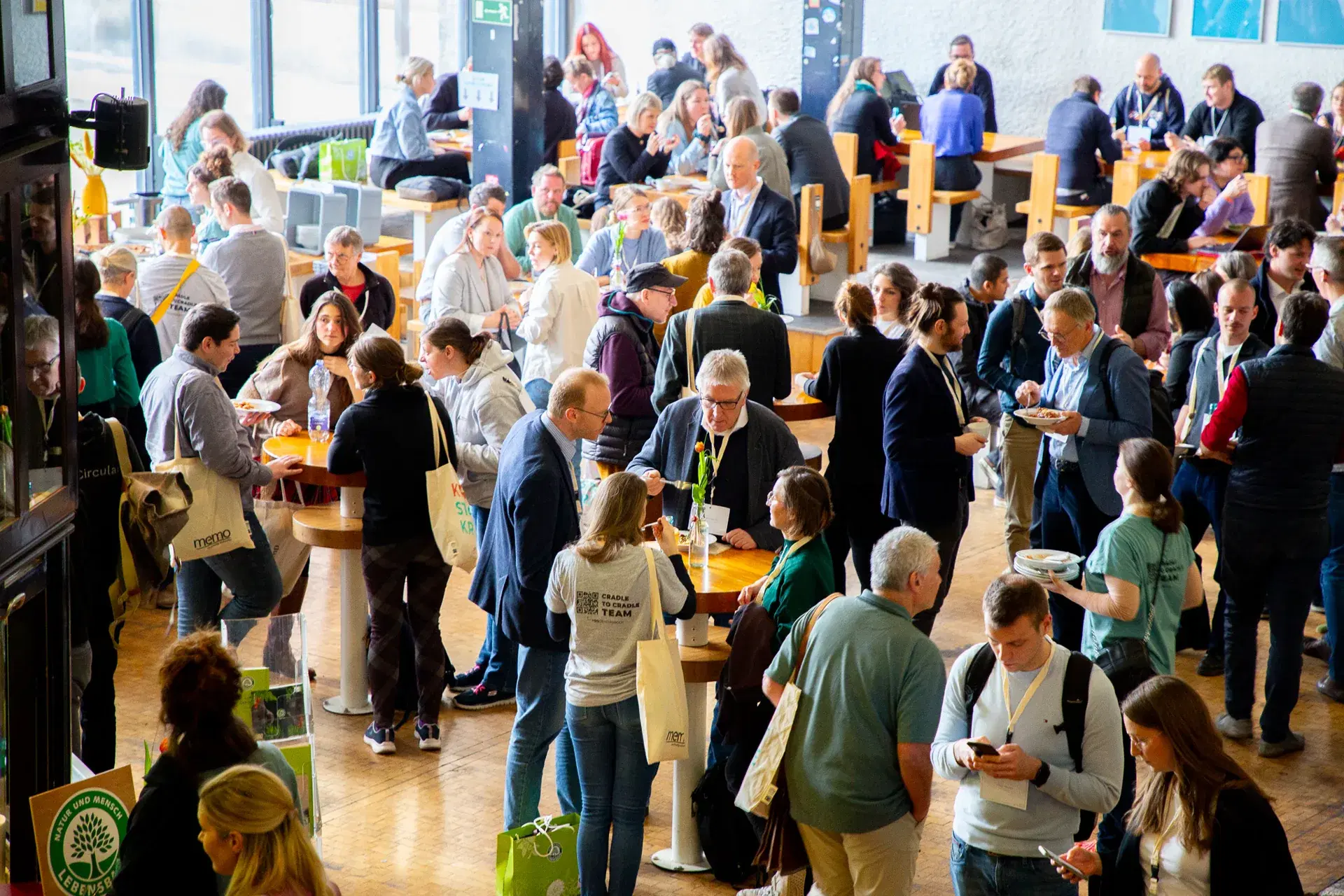 Cradle to Cradle Congress attendees networking in Berlin